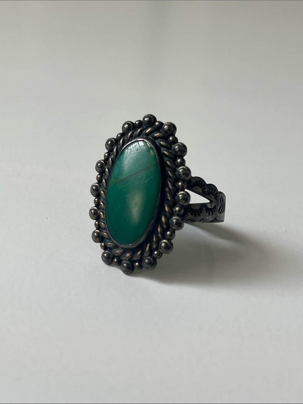 Antique Style VTG Green Oval Stone Ring Adjustable